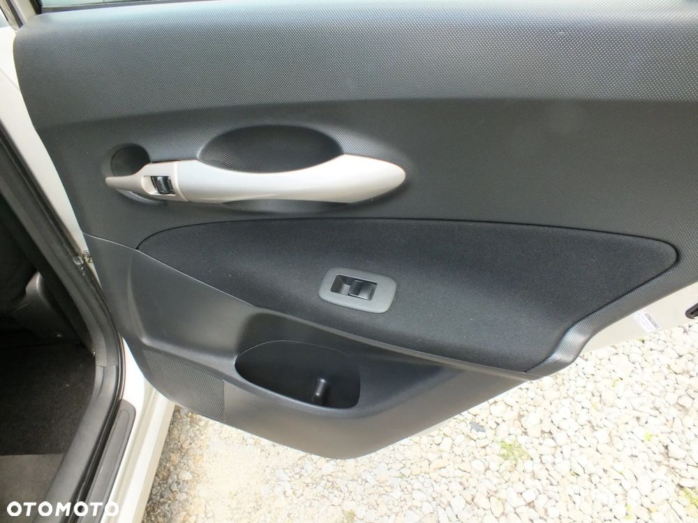 Toyota Auris - 22