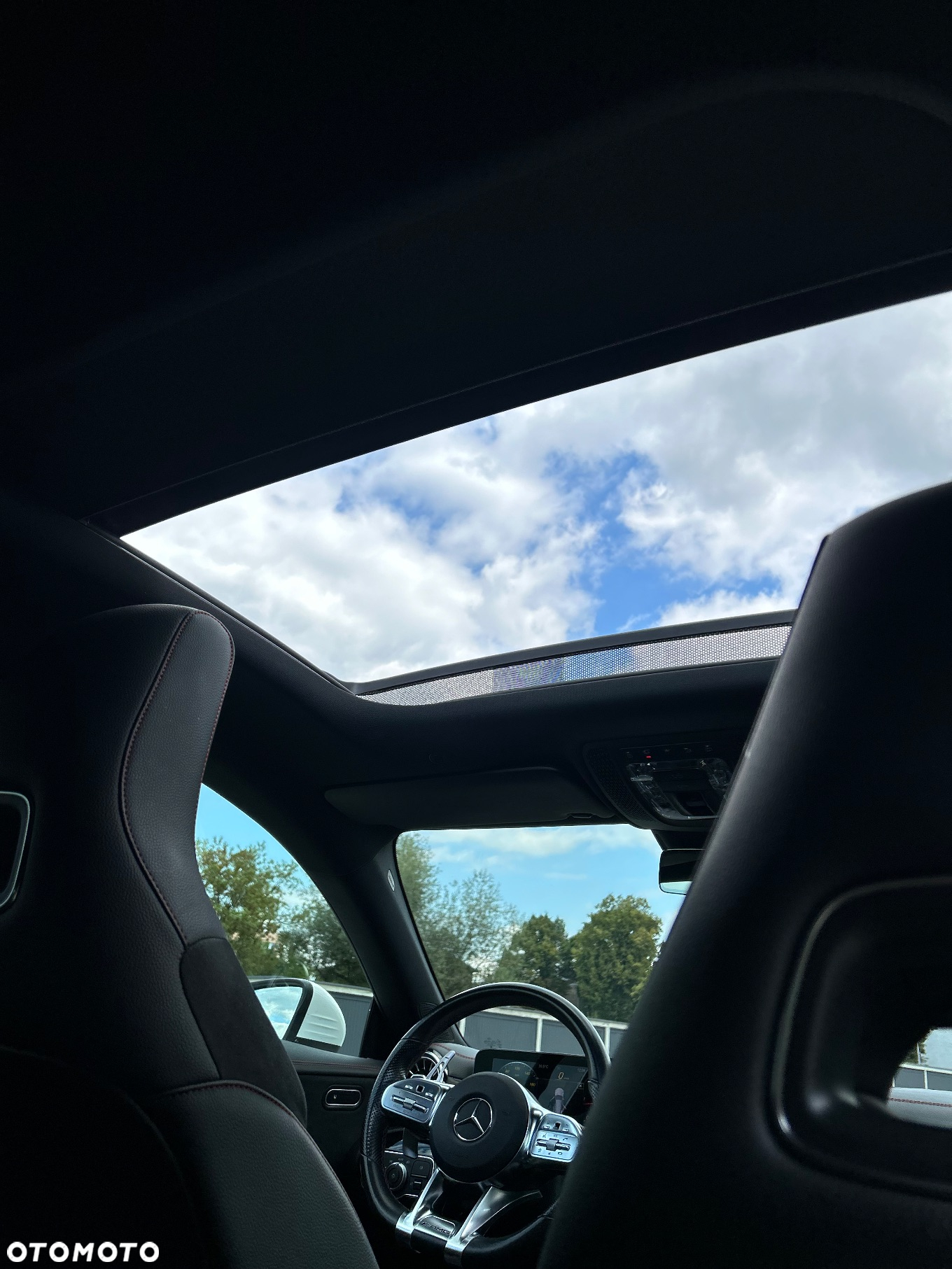 Mercedes-Benz CLA 200 d Shooting Brake 8G-DCT AMG Line - 14