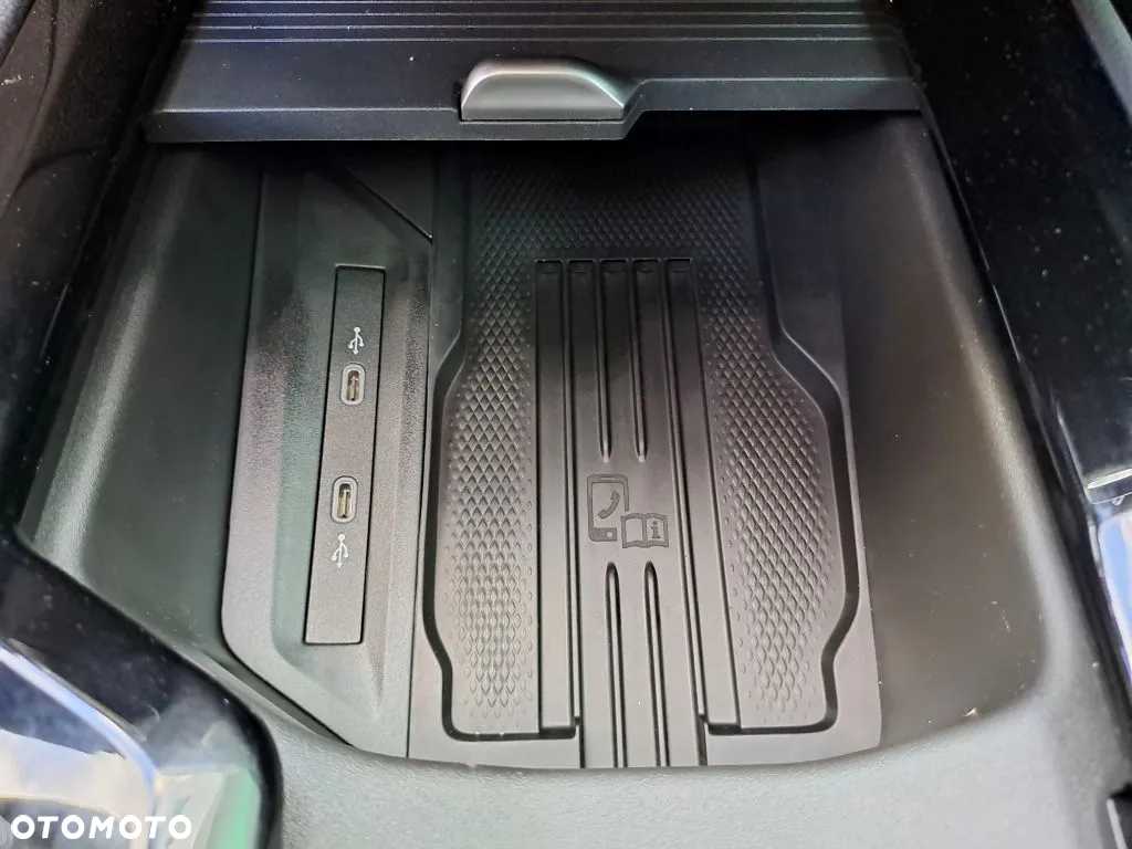 Skoda Superb 2.0 TSI L&K DSG - 17