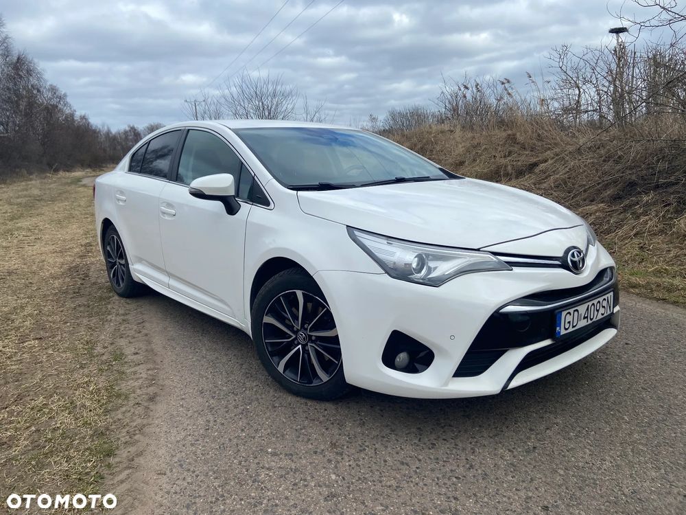 Toyota Avensis 2.0 D-4D Premium - 1