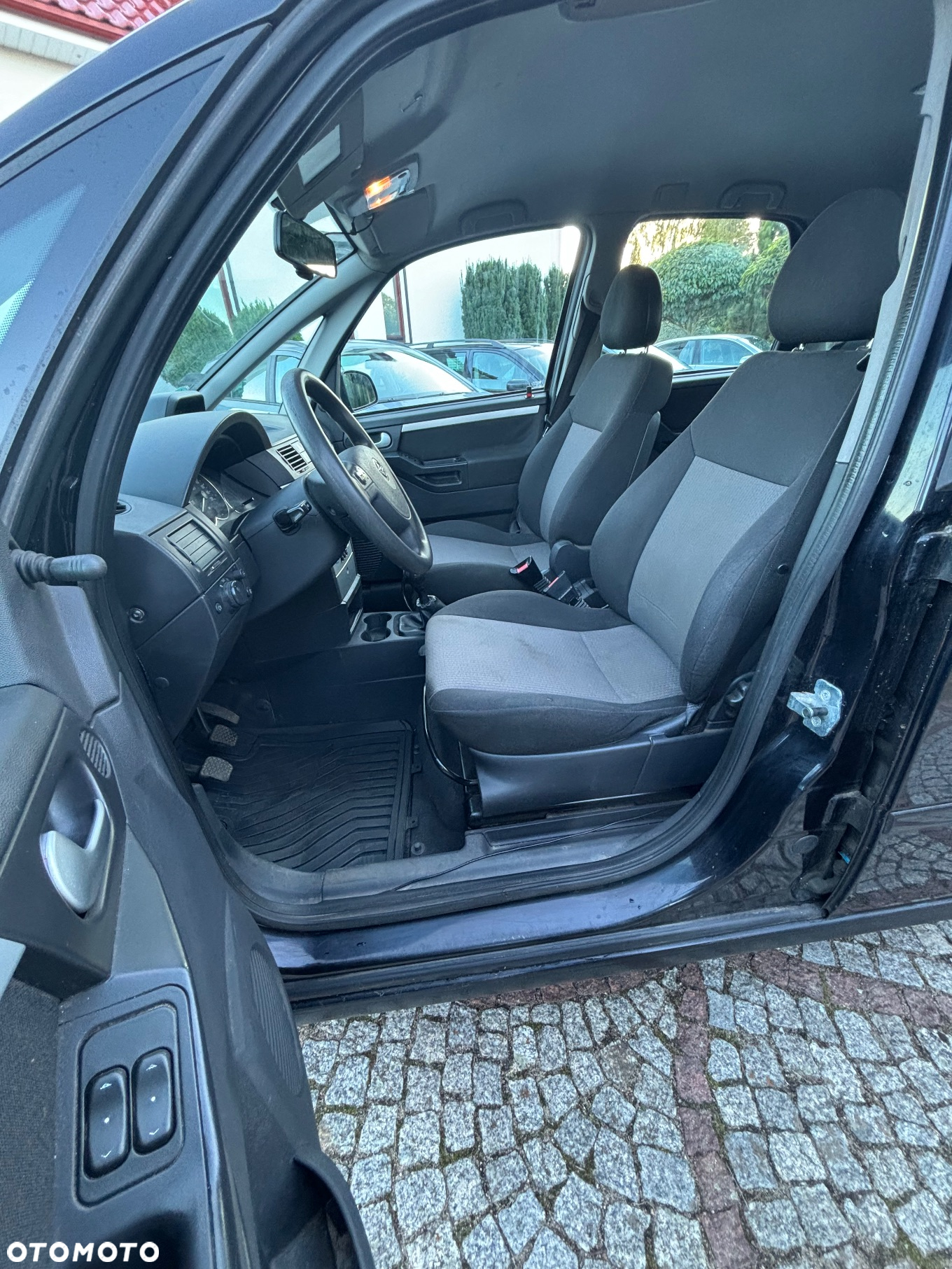 Opel Meriva 1.7 CDTI (Essentia) - 11