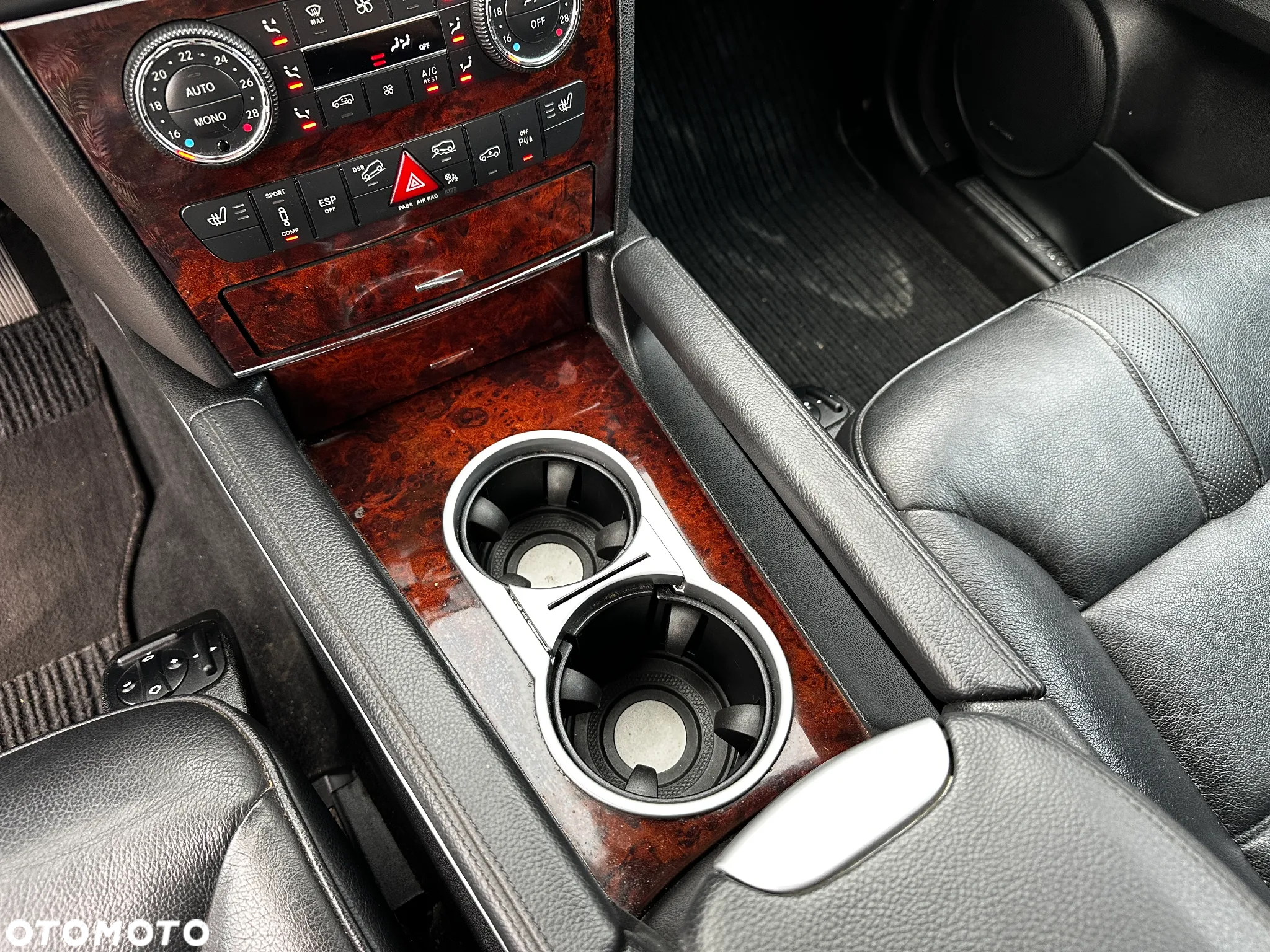 Mercedes-Benz ML - 15