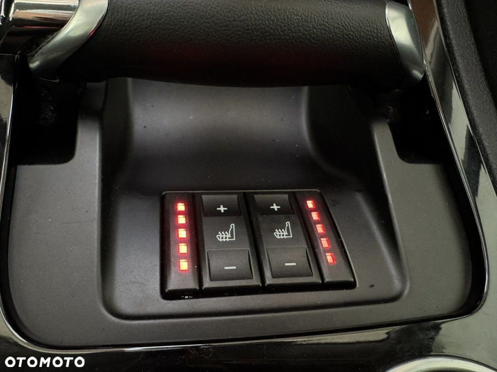 Ford S-Max 2.0 TDCi DPF Titanium - 26