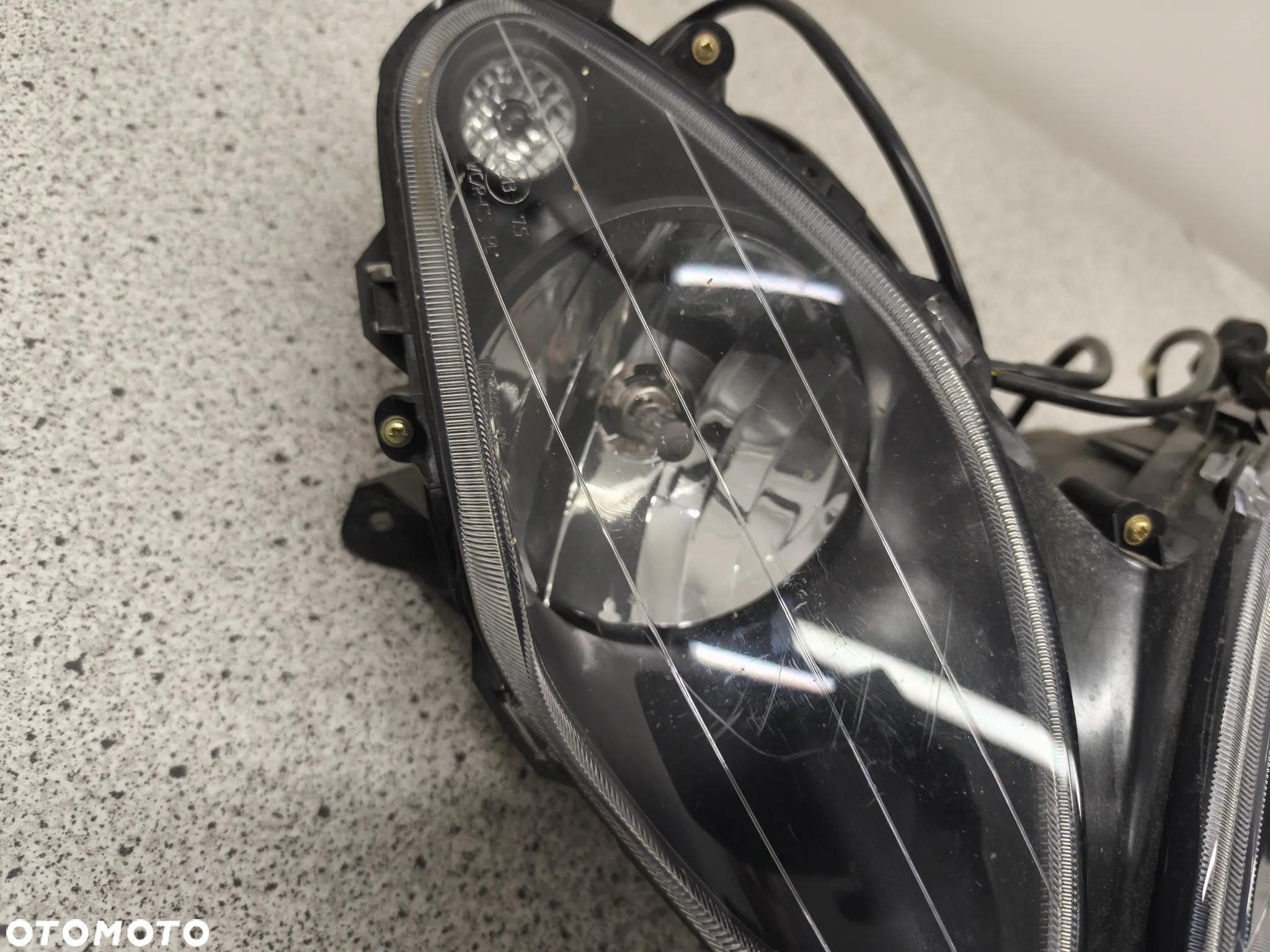 Lampa przód, przednia, reflektor Piaggio NRG - 8