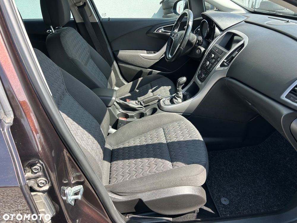 Opel Astra 1.4 Turbo Active - 10