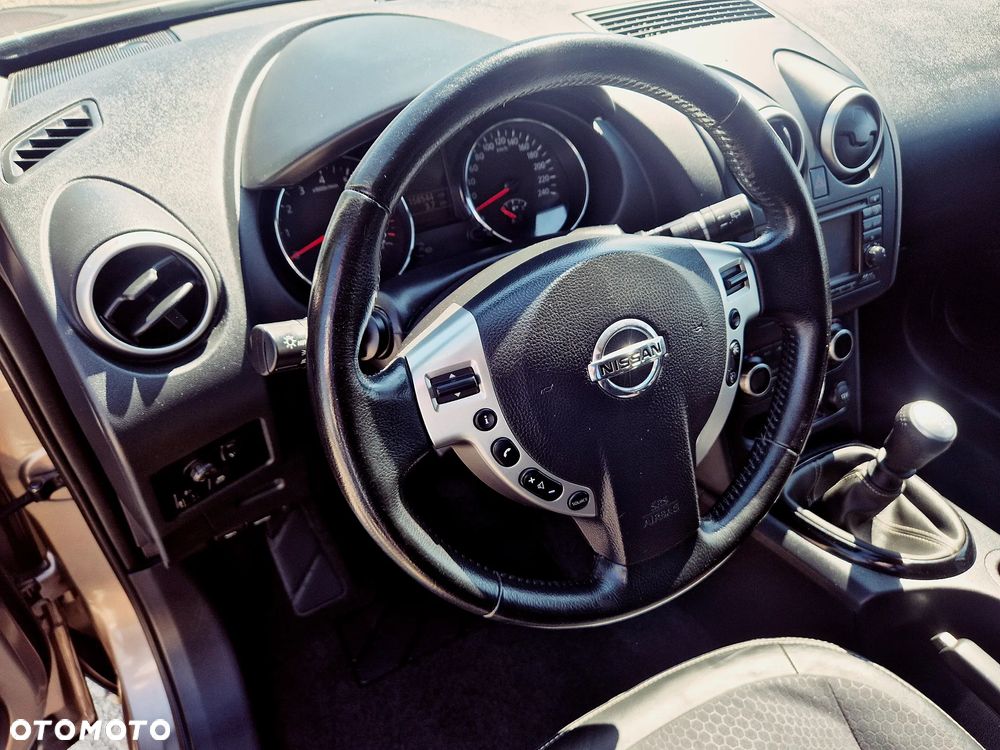 Nissan Qashqai+2 2.0 Tekna Premium - 22