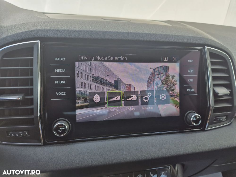 Skoda Karoq 2.0 TDI 4X4 DSG Style - 24