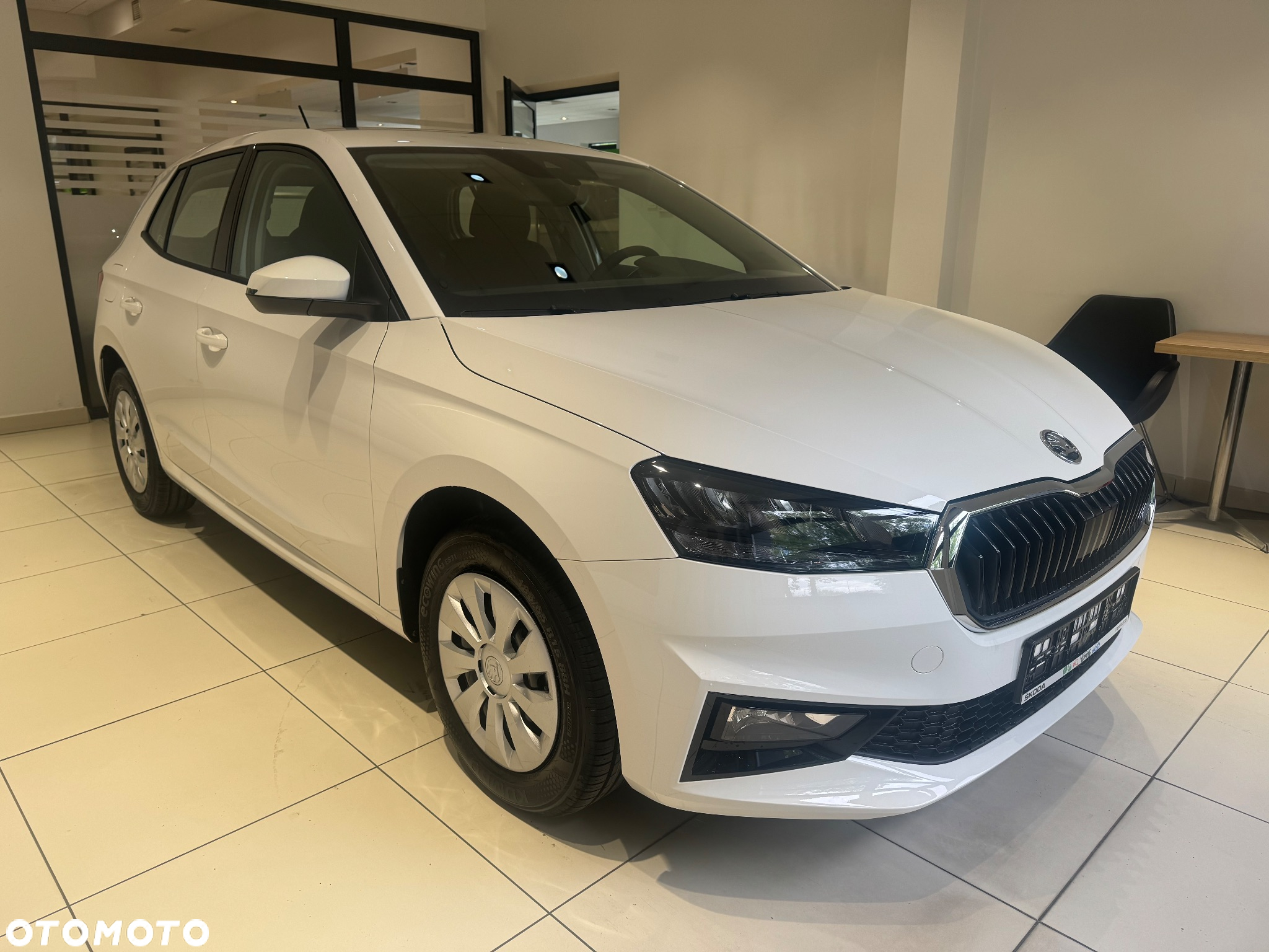 Skoda Fabia 1.0 Essence - 2