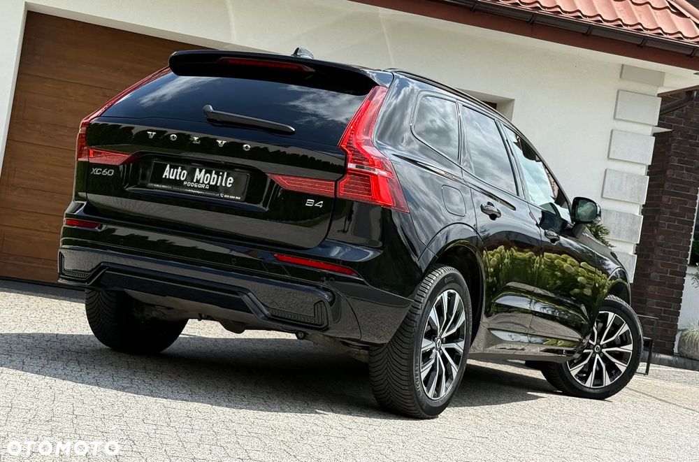 Volvo XC 60 B4 D Plus Dark - 6
