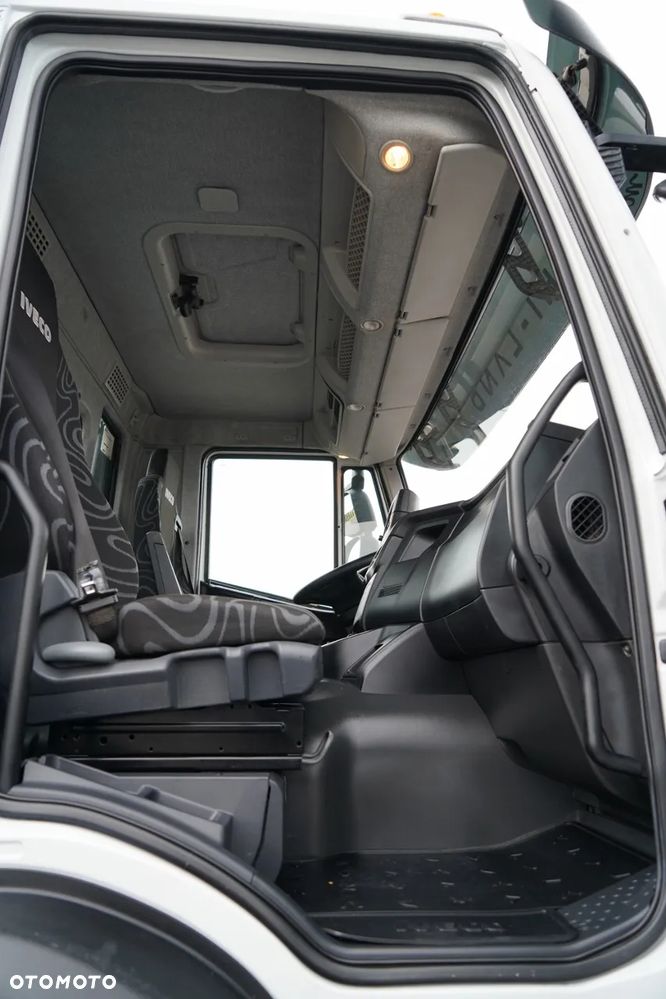 Iveco TRAKKER / 8x4 / WYWROTKA / HYDROBURTA / BORDMATIC / EURO 6 / MEILLER KIPPER - 36