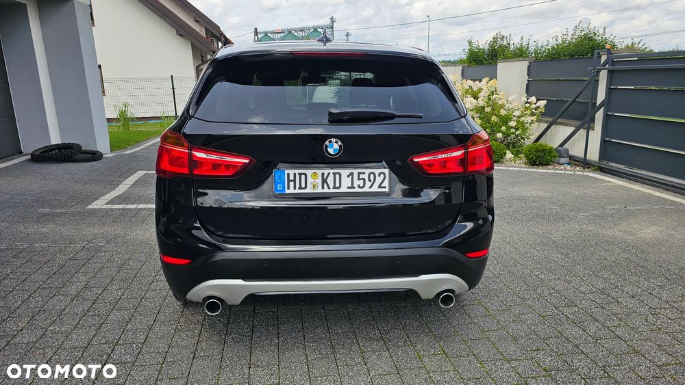 BMW X1 xDrive25d Sport Line - 6