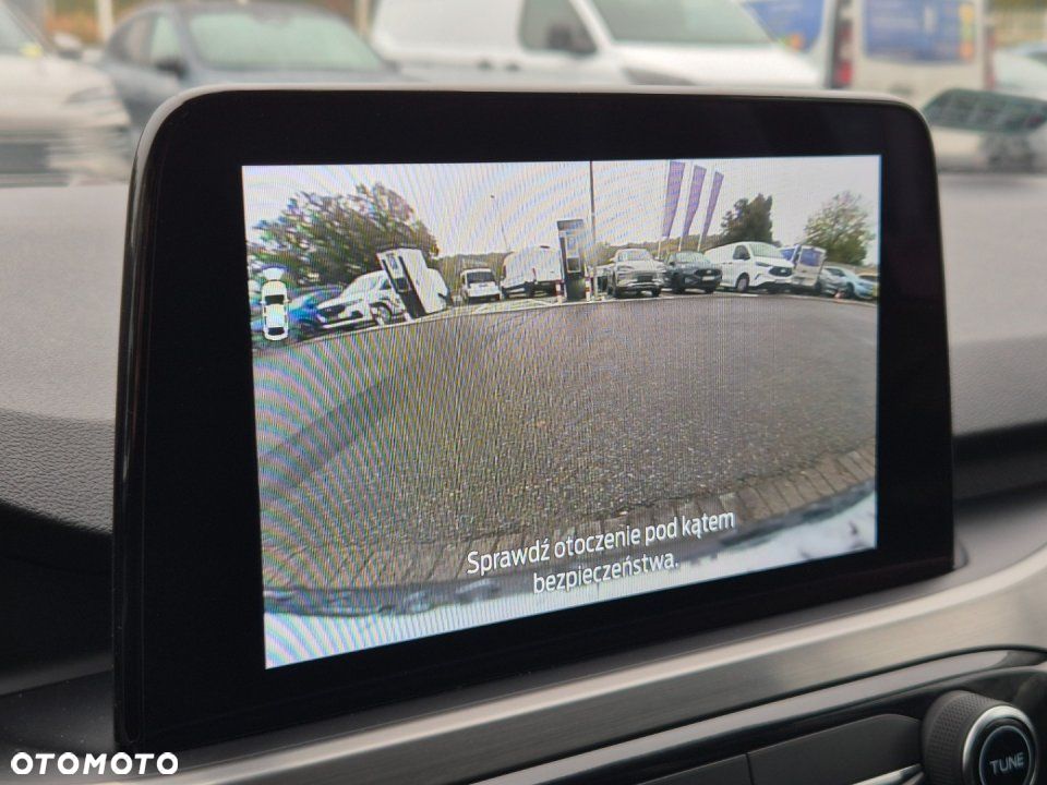 Ford Kuga - 25