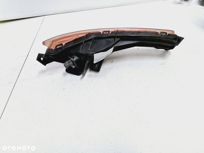 INFINITI EX30 LAMPA LEWY TYŁ LAMPKA ŚWIATŁO KIERUNKOWSKAZ ZDERZAKA TYLNY - 3