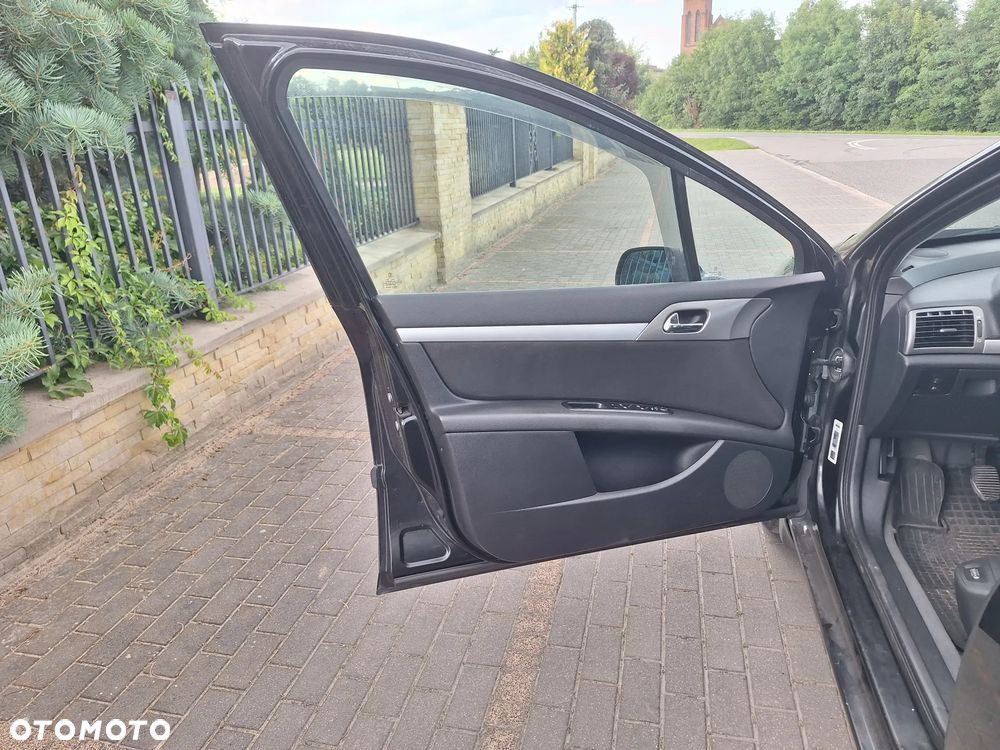 Peugeot 407 125 - 8