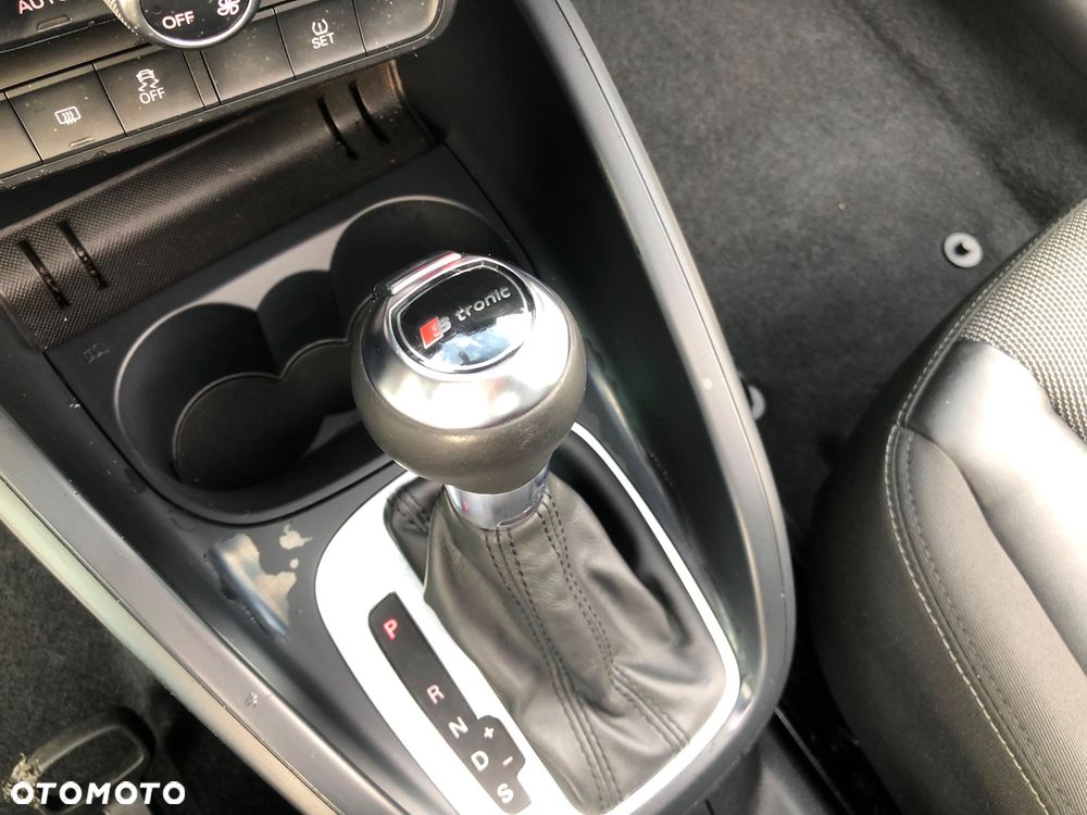 Audi A1 3-drzwiowe 1.6 TDI S tronic Attraction - 8