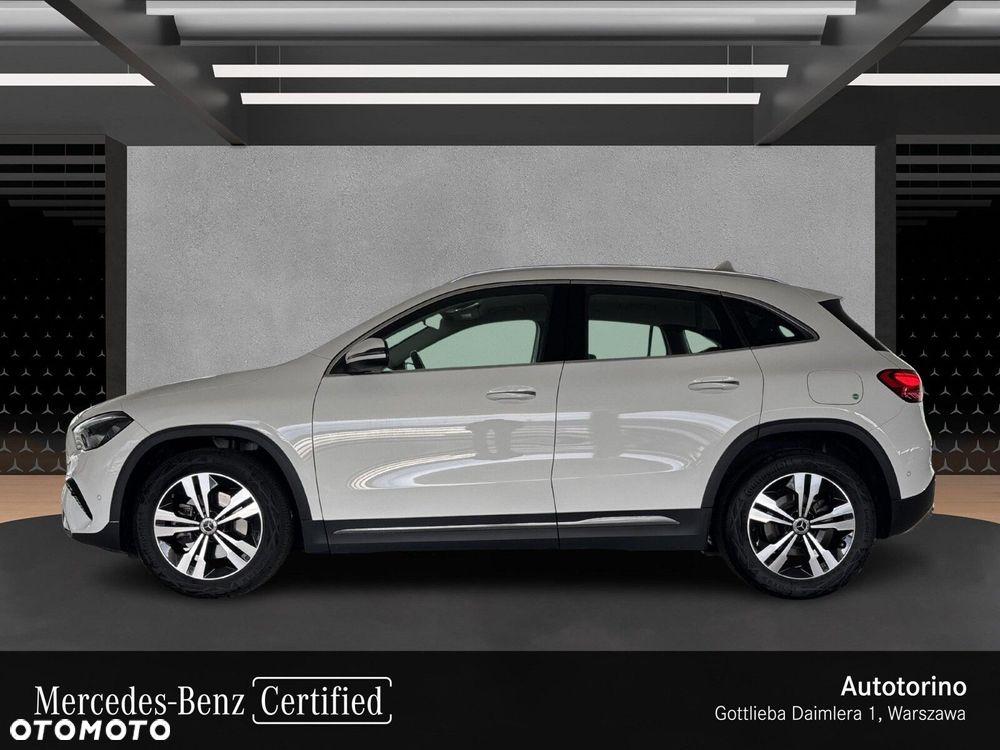 Mercedes-Benz GLA - 2