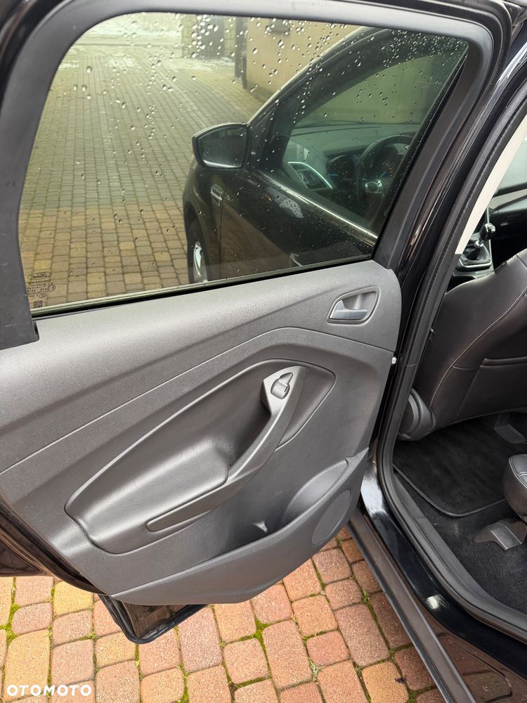 Ford Kuga 2.0 TDCi 4x4 Titanium - 10