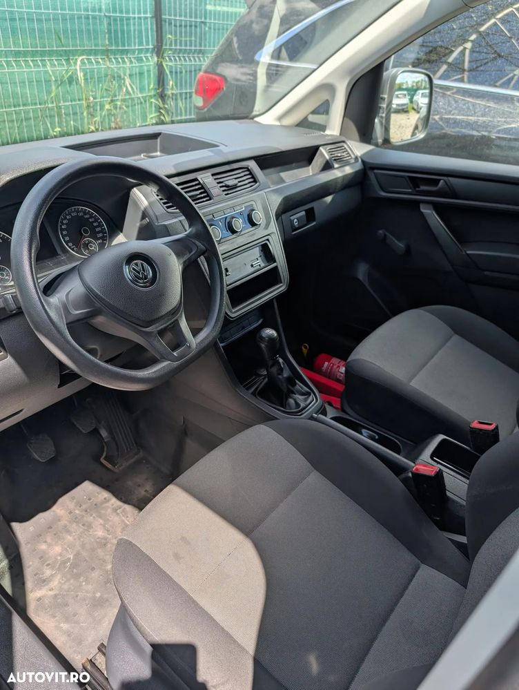 Volkswagen Caddy - 11