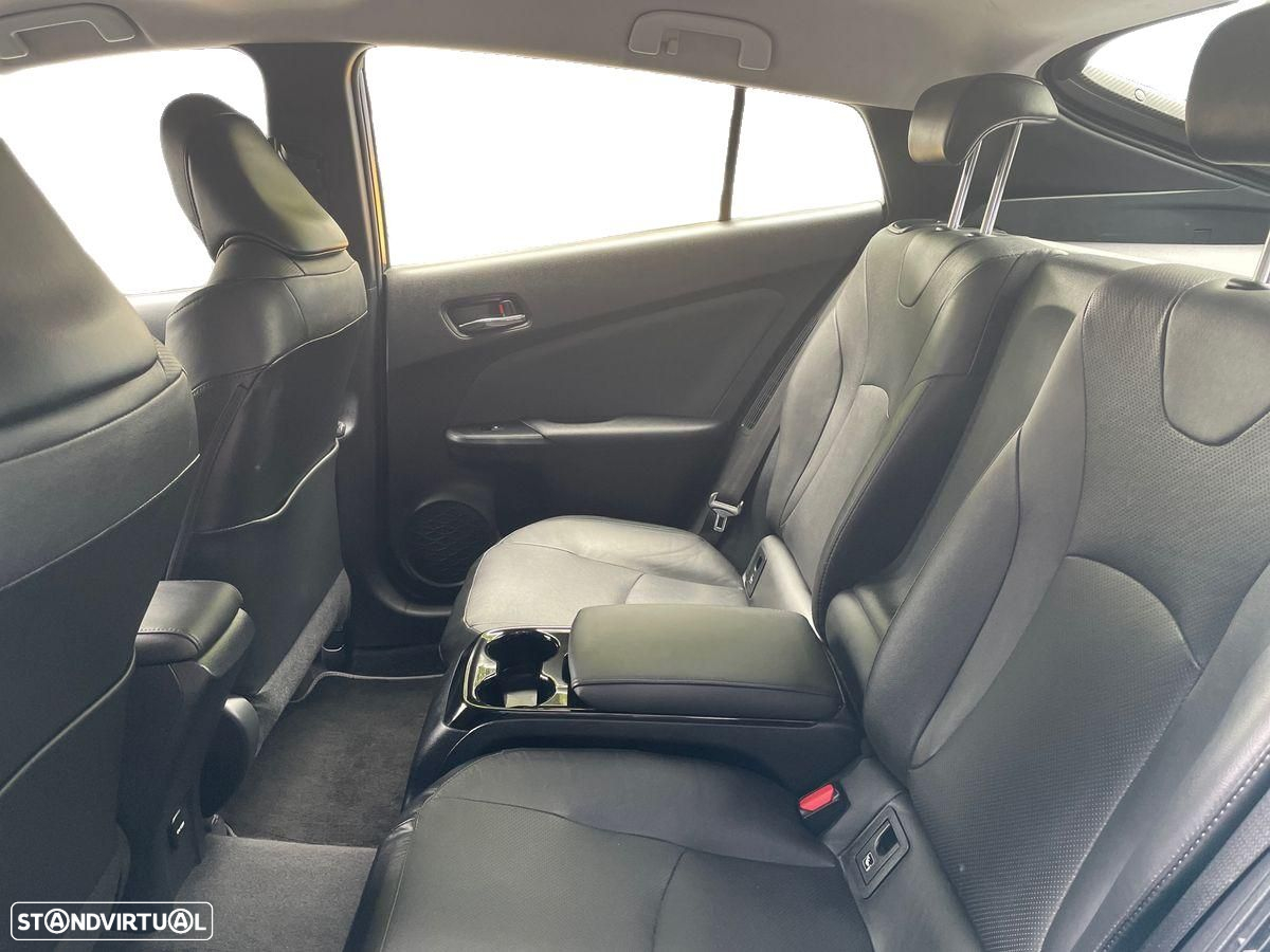 Toyota Prius - 11