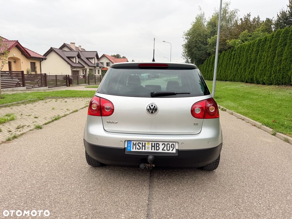 Volkswagen Golf 1.6 United - 18