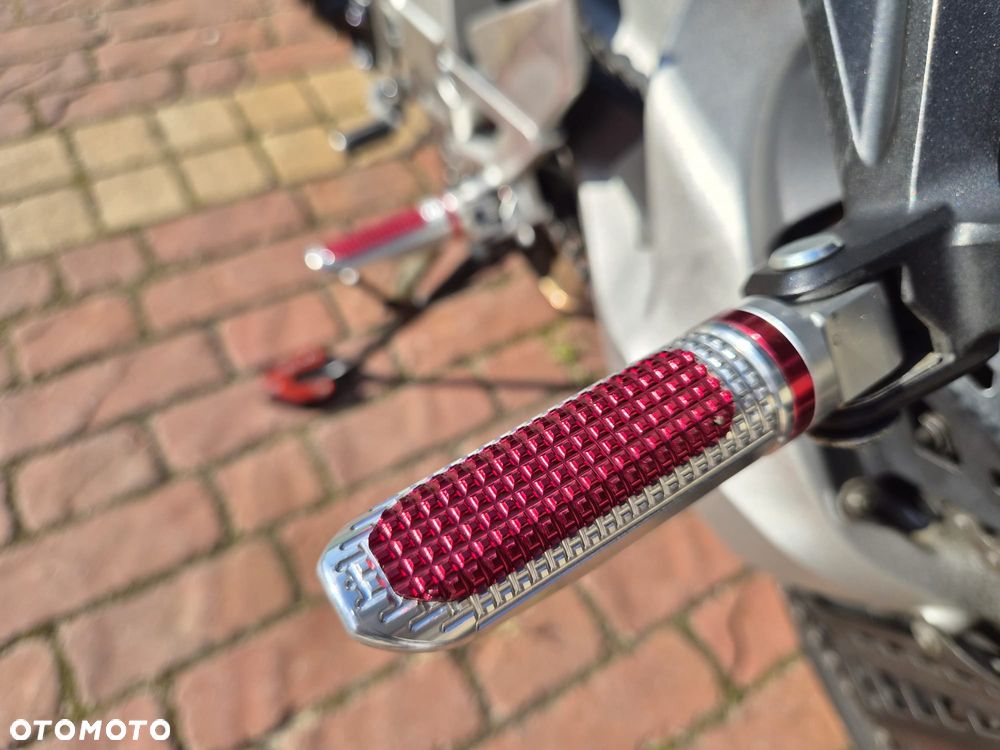 Honda CB - 10