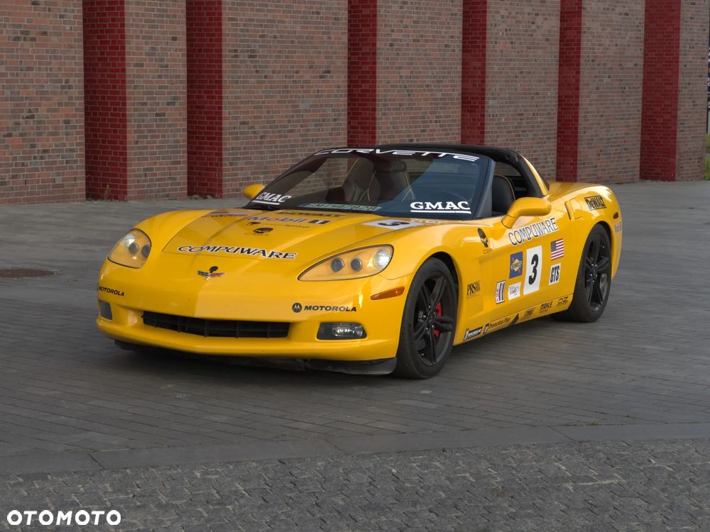 Chevrolet Corvette - 8