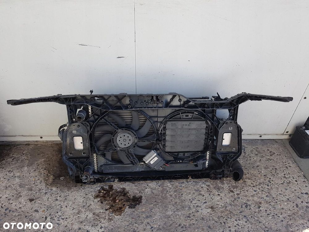 AUDI A4 B8 08-11r 1.8 TFSI PAS PRZEDNI CHŁODNICE MANUAL - 3