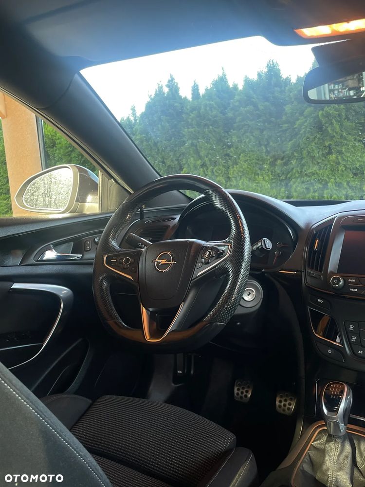 Opel Insignia - 10