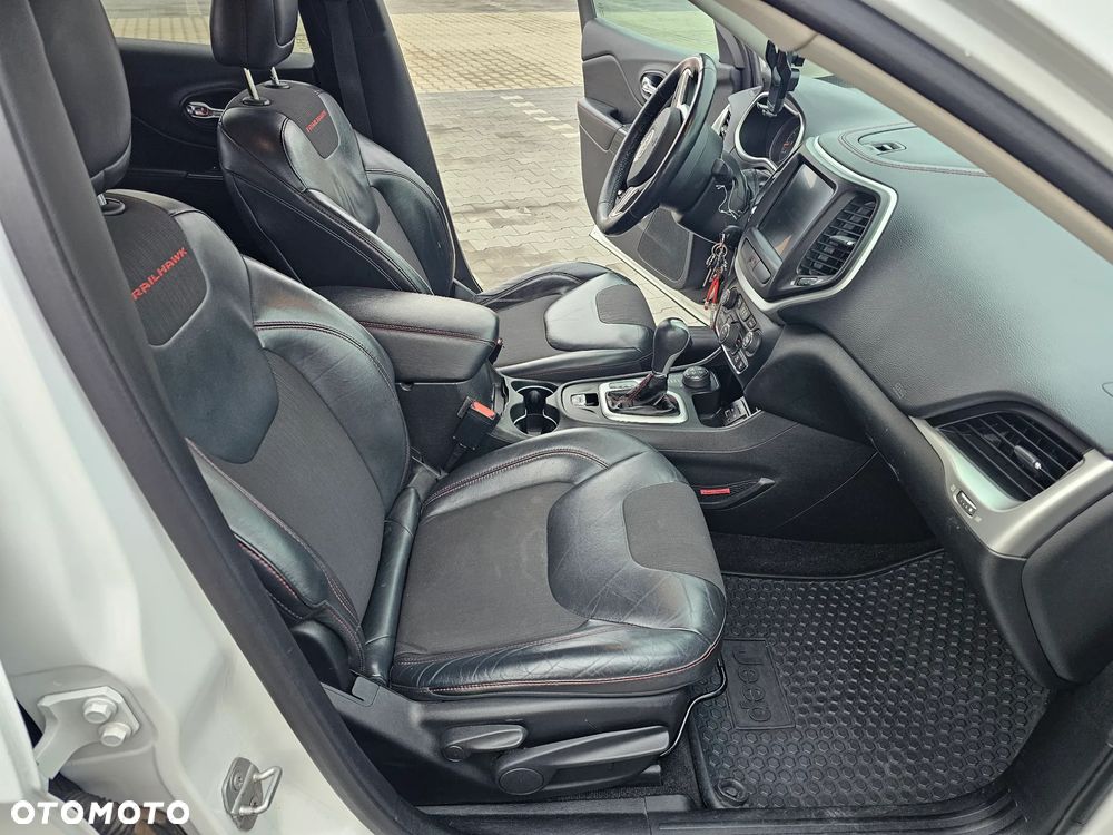 Jeep Cherokee 3.2 V6 Pentastar Active Drive Lock Autom Trailhawk - 8