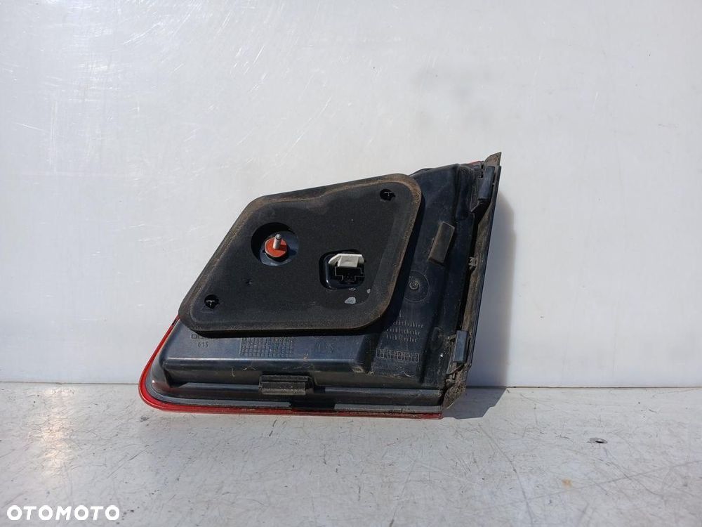 LAMPA TYŁ TYLNA LEWA W KLAPĘ Z KLAPY MERCEDES E-KLASA W212 KOMBI LIFT - 2