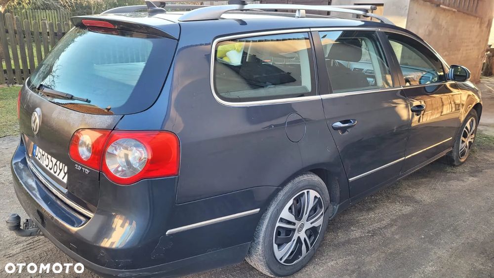 Volkswagen Passat Variant 2.0 TDI Trendline - 4