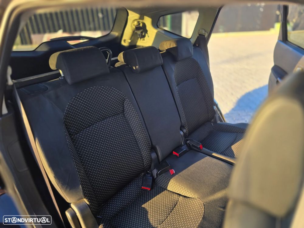 Nissan Qashqai +2 - 20