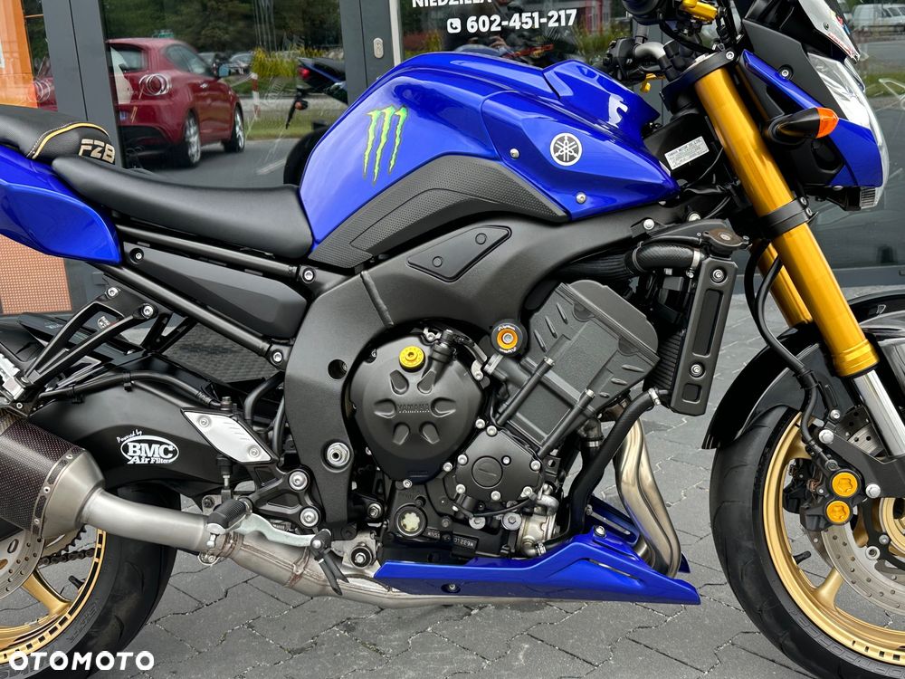 Yamaha FZ8 - 7