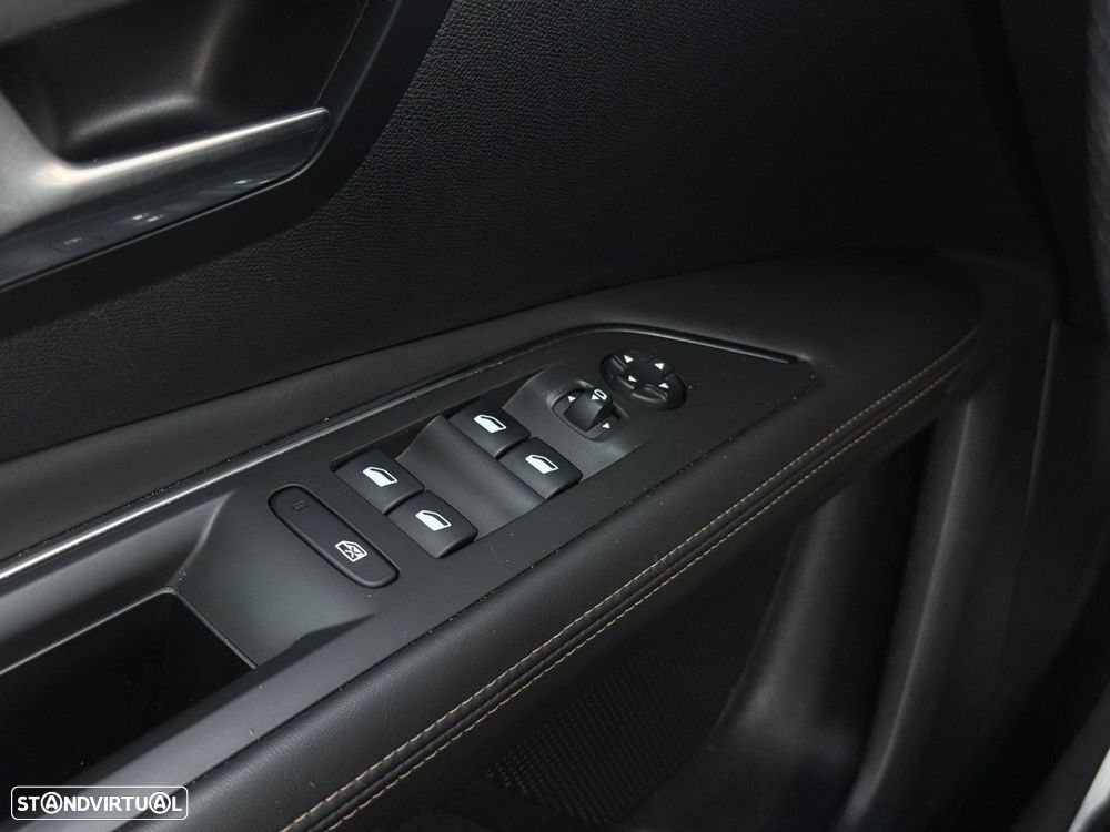 Peugeot 3008 THP 165 EAT6 Stop & Start Allure - 15