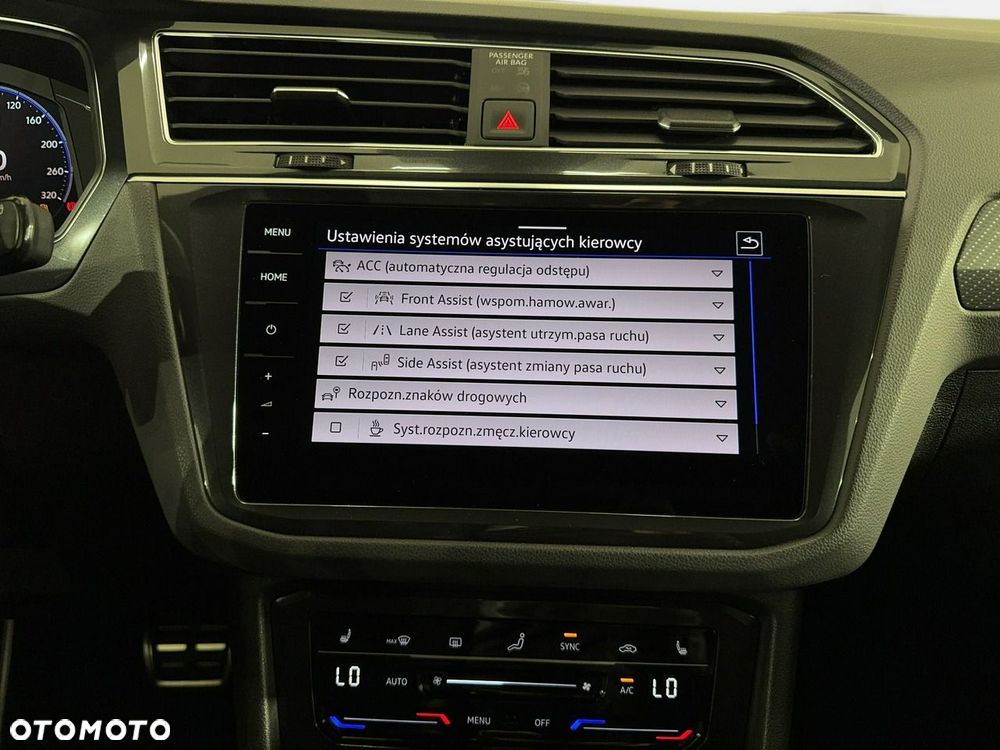 Volkswagen Tiguan - 29