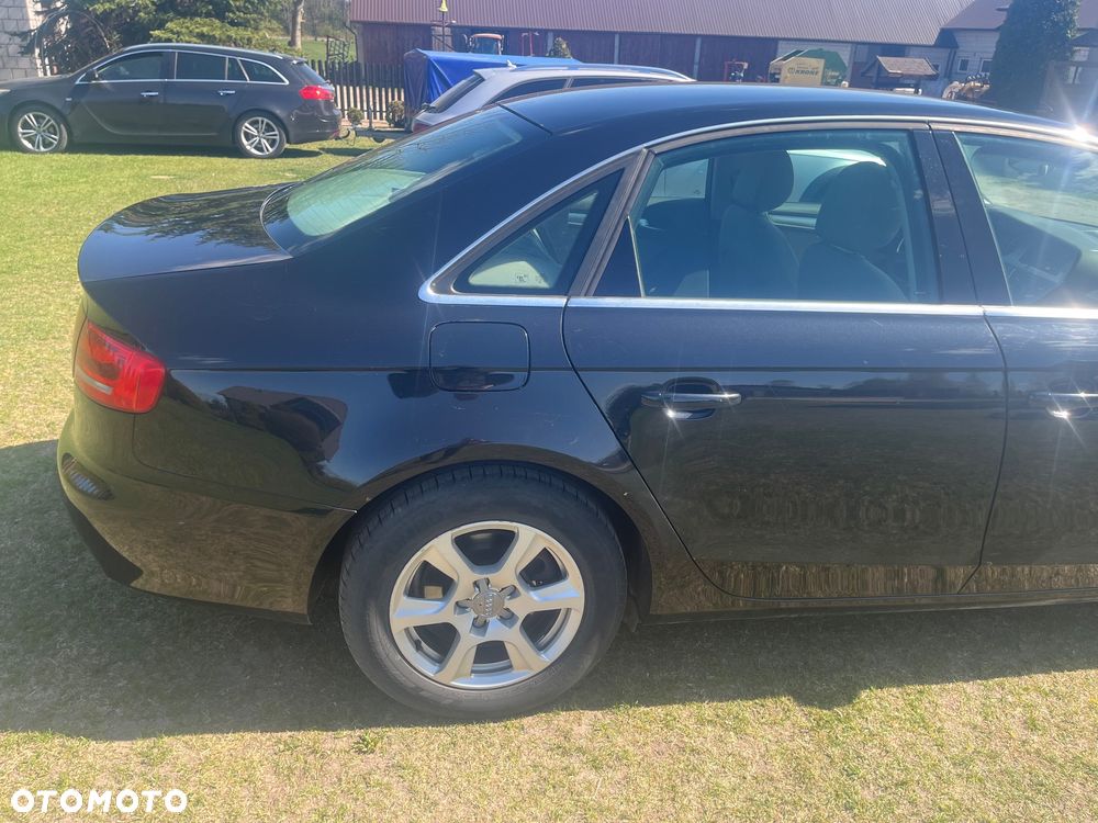 Audi A4 Limousine 2.0 TDI - 8