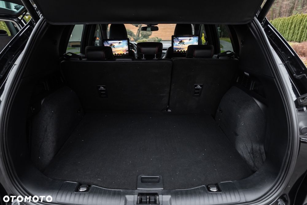 Ford Kuga 2.0 EcoBlue AWD ST-Line X - 23