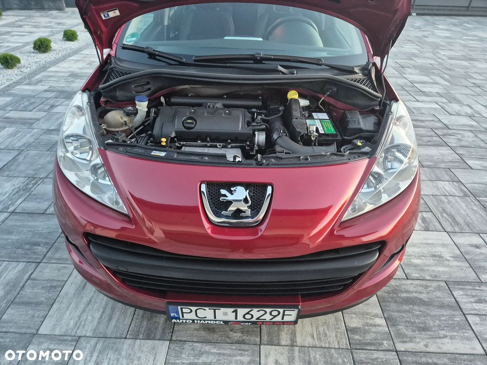 Peugeot 207 95 VTi Urban Style - 21