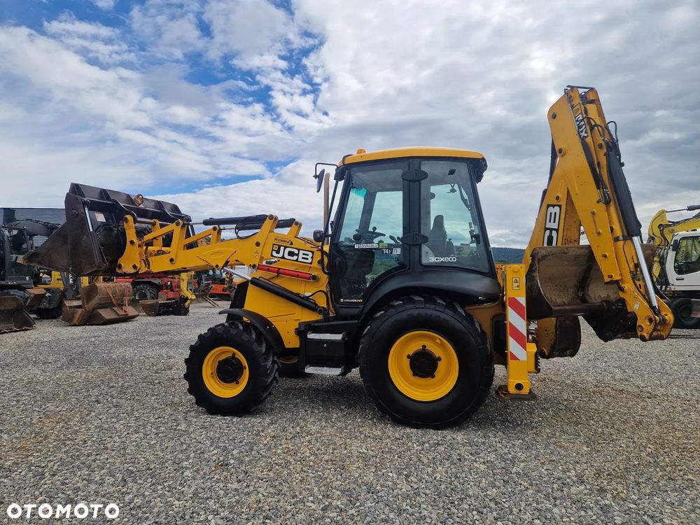 JCB 3CX - 17