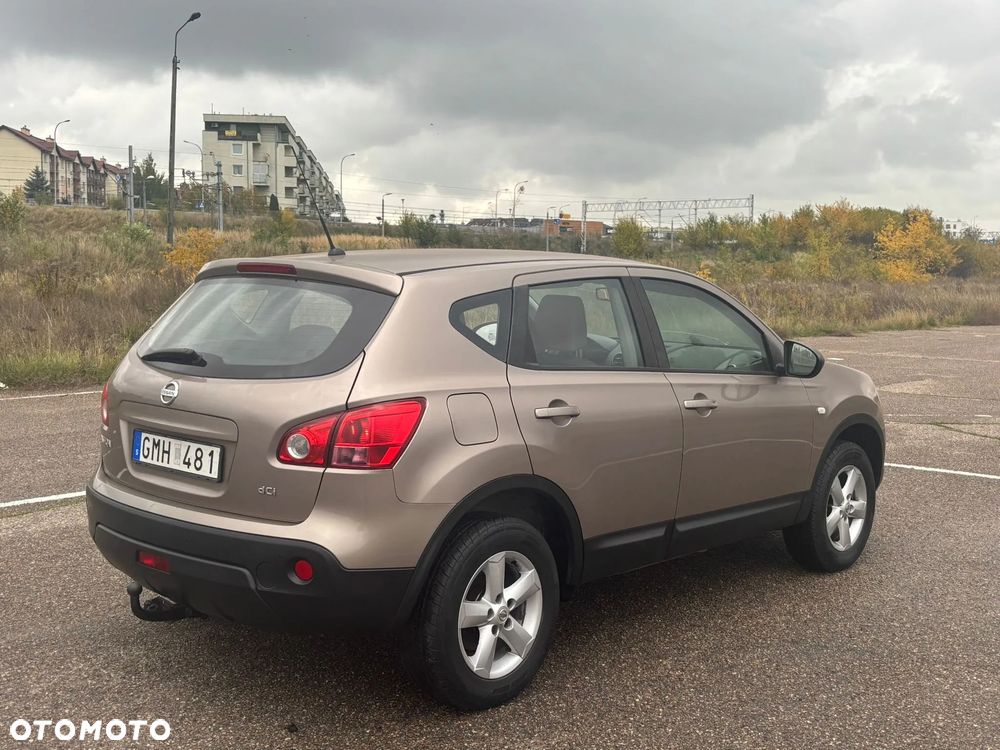 Nissan Qashqai 1.5 dCi Tekna - 4