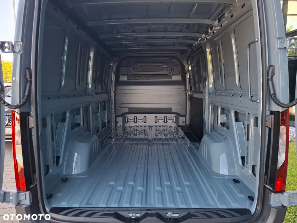 Mercedes-Benz Sprinter 315 CDI Furgon 3665 mm L2H1 - 16