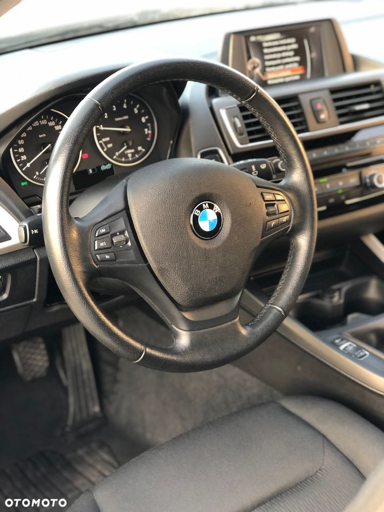 BMW Seria 1 116i Advantage - 24