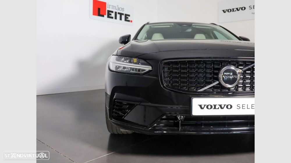 Volvo V90 2.0 T6 PHEV Plus Dark AWD — fotografia 7