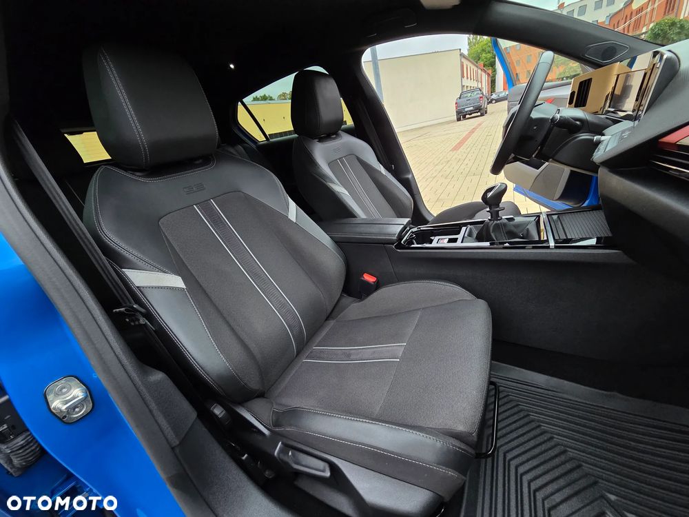 Opel Astra 1.5 D Business Edition - 35