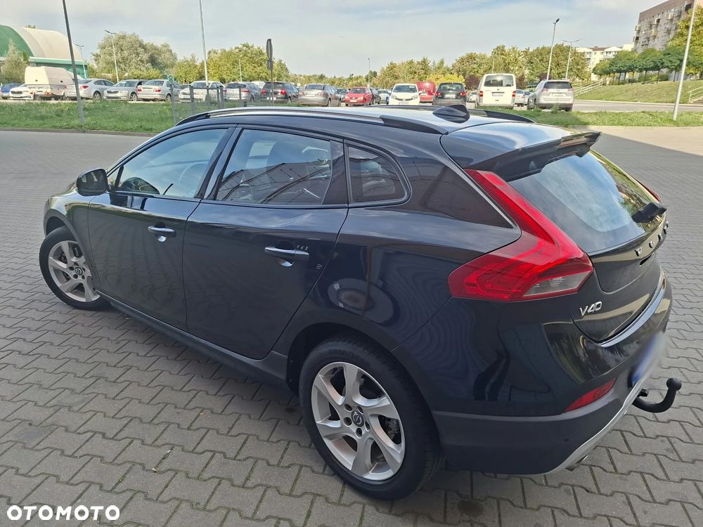 Volvo V40 D3 Geartronic Momentum - 28