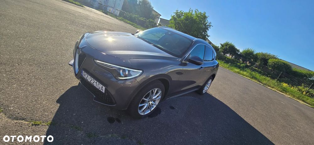 Alfa Romeo Stelvio 2.0 Turbo TI Q4 - 1