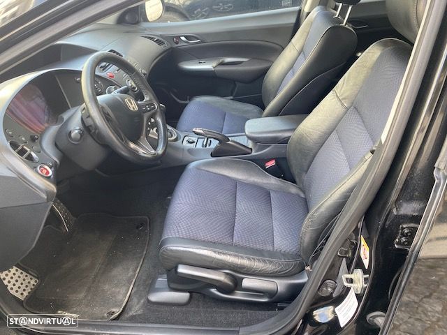 Honda Civic 1.4 i-VTEC Elegance - 4