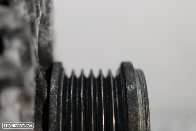 Alternador Bmw 1 (E87)  8507623 / 2609201D / Fg18d057 / 12318507623 - 8