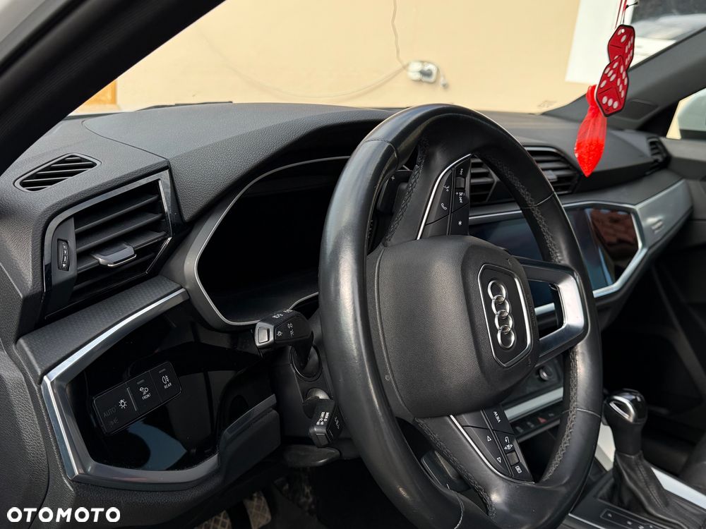 Audi Q3 45 TFSI Quattro S tronic S line - 5