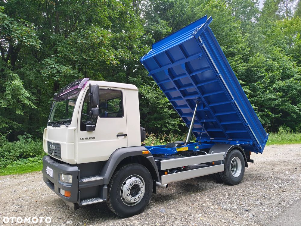 MAN WYWROTKA/KIPER LE 18.250/18.220 L2000 TGM 18.240 TGL 12.240/12.250 Axor/Atego Mercedes/Volvo - 1